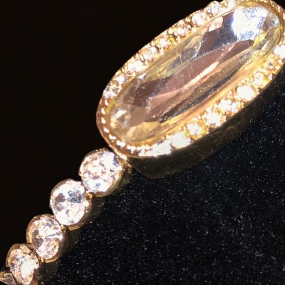 Sparkling rhinestone bangle  - Picture 3 of 5